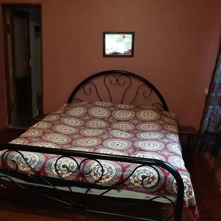 Guest House Medea Telavi Ngoại thất bức ảnh