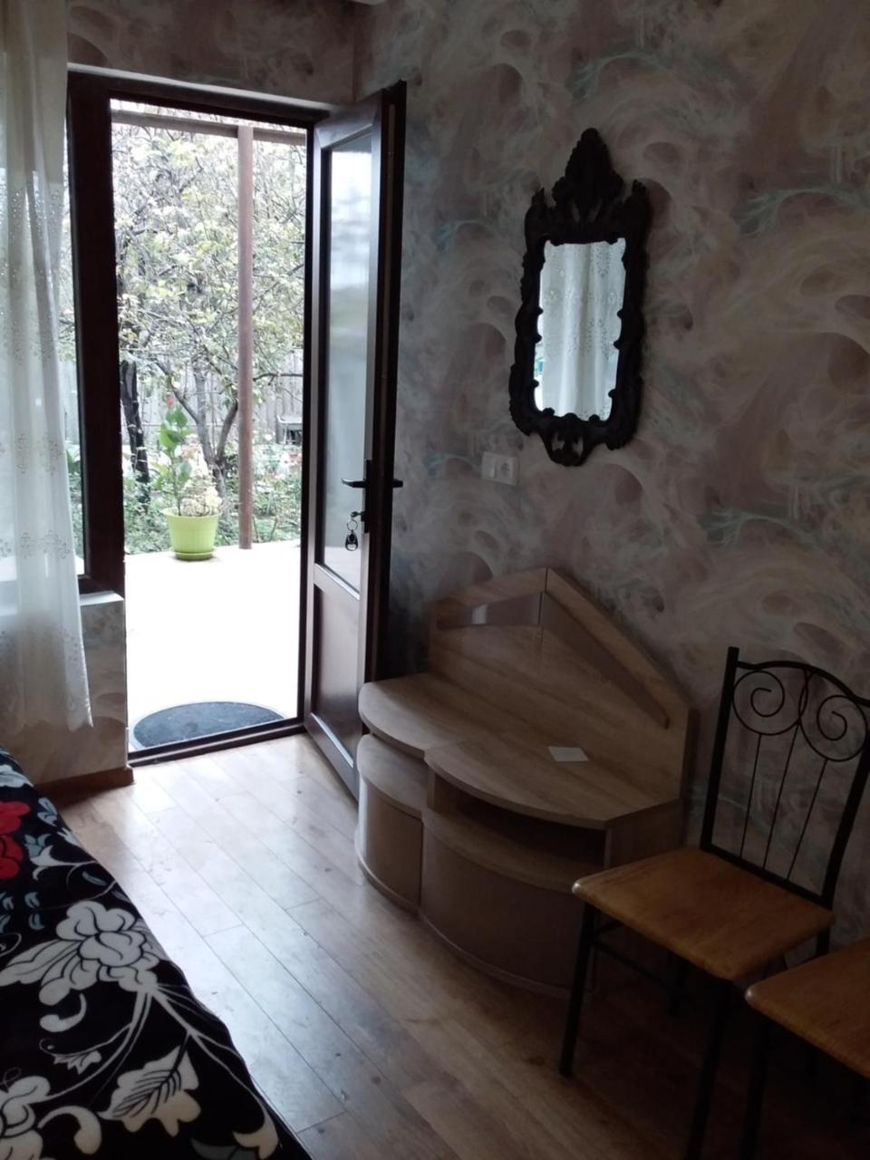 Guest House Medea Telavi Ngoại thất bức ảnh
