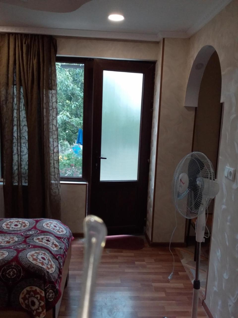 Guest House Medea Telavi Ngoại thất bức ảnh