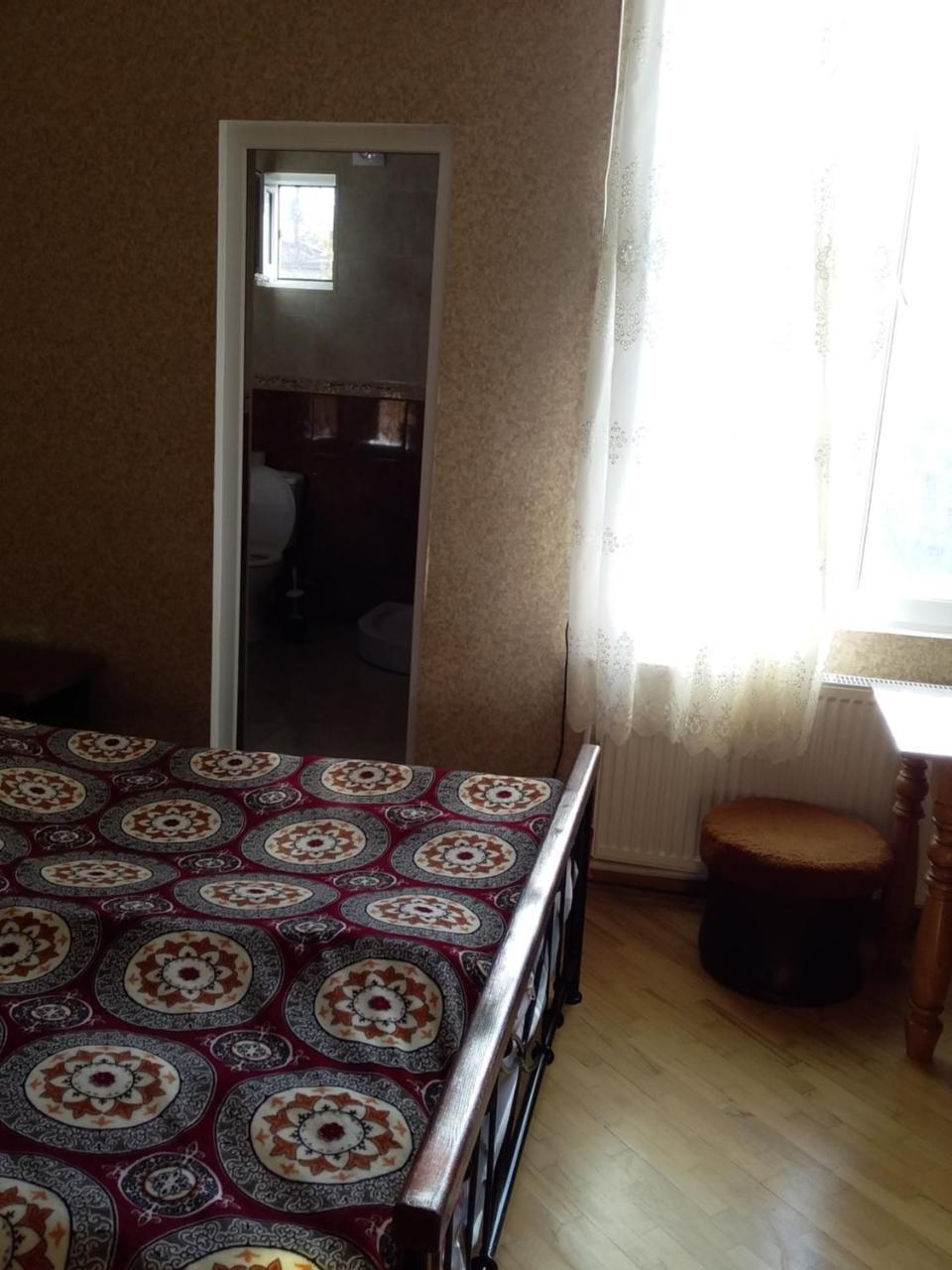 Guest House Medea Telavi Ngoại thất bức ảnh